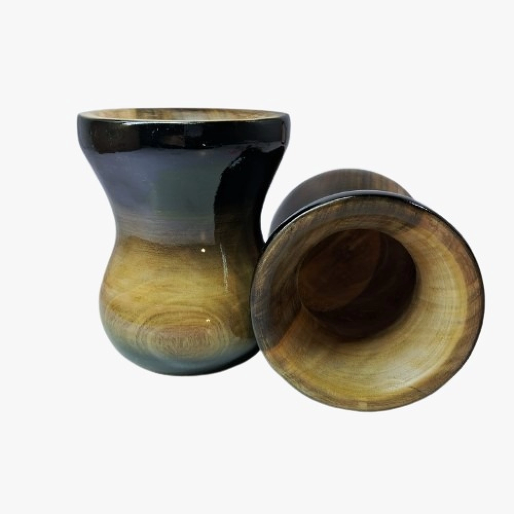 CUIA DE CHIMARRÃO LISA - Preto com verniz